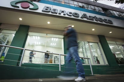 Una sucursal de Banco Azteca en la Ciudad de M&eacute;xico. 