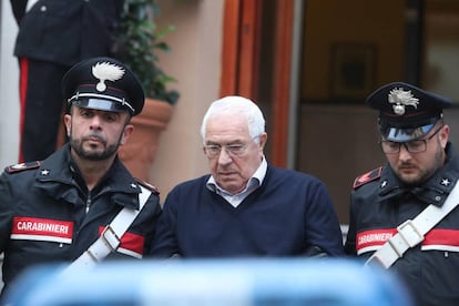 Settimio Mineo, en el momento de su detención por los carabinieri. 