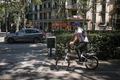 El carril bici en Gran Via.