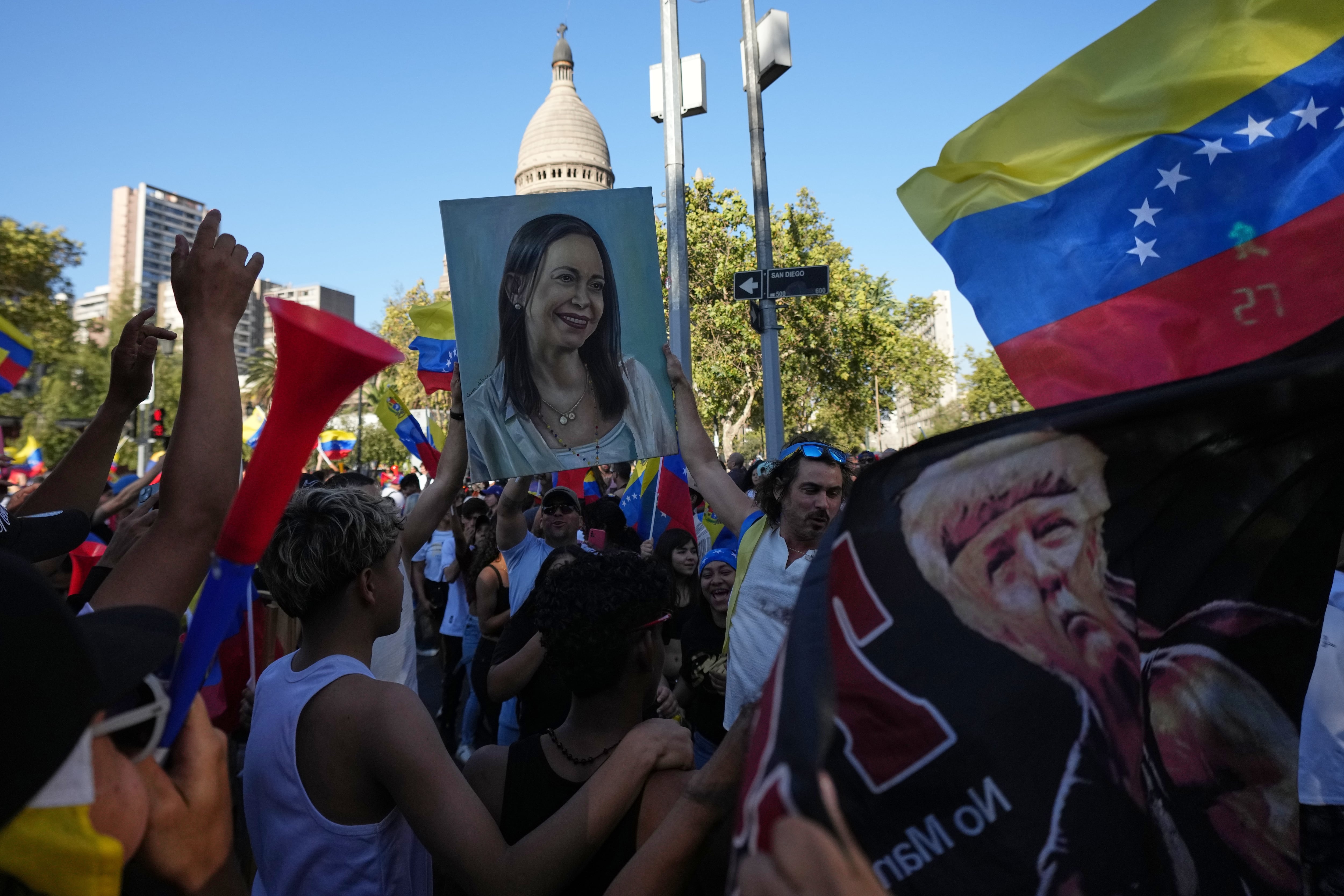 La oposición venezolana, entre el entusiasmo y la confusión tras el ataque de Estados Unidos