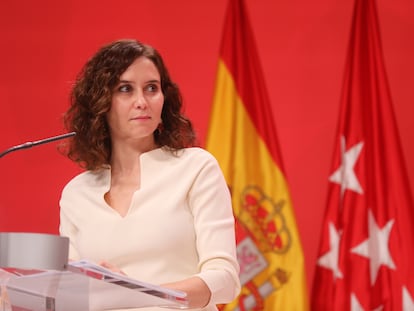 Isabel Díaz Ayuso, el miércoles durante una rueda de prensa en la Puerta del Sol en Madrid.