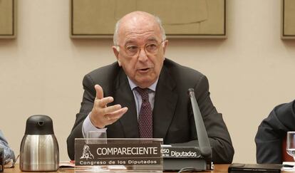 Joaquín Almunia, durante su intervención. 