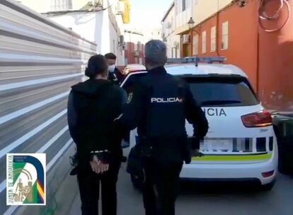 Momento de la detención del hombre de 41 años.