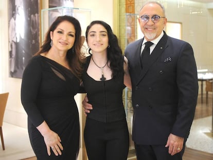 Gloria, Emily y Emilio Estefan, el pasado octubre en Miami.