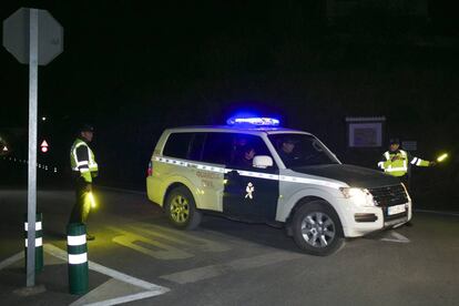 Agentes de la Guardia Civil de tráfico.