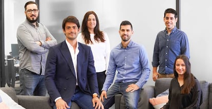 Julián Mazoteras, Ramiro Iglesias (CEO), Patricia García, Raúl Molero, Gerard Fernández y Anna Hernan, parte del equipo de MDV Social Hub.