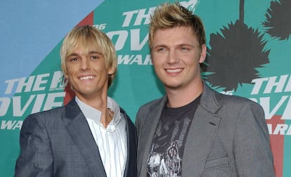 Aaron y Nick Carter en los premios MTV de 2006, celebrados en Los Ángeles (EE UU).