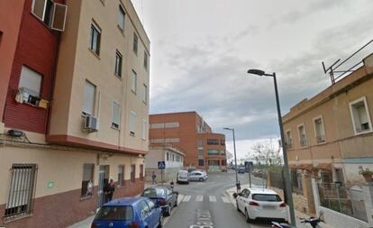 Calle Baixador de Paterna (Valencia), donde se ha cometido el homicidio.