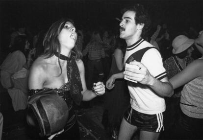 A?o 1979. Baile de Carnaval en el Royal Albert Hall de Londres.