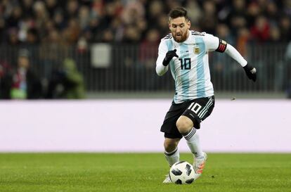 Messi, en un amistoso con Argentina contra Rusia en Moscú.