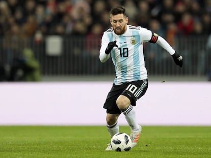 Messi, en un amistoso con Argentina contra Rusia en Moscú.