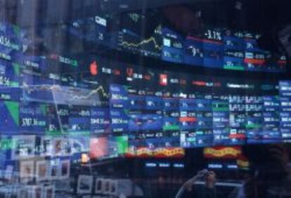 Pantallas de cotización en el Nasdaq.