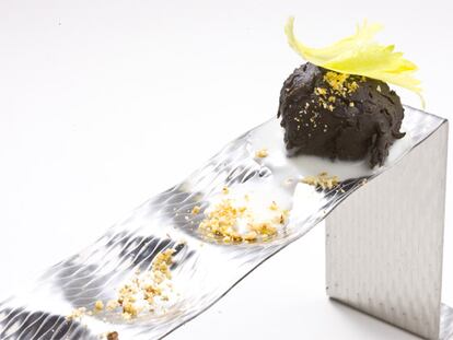 Plato con trufa negra de Sergio Azagra.