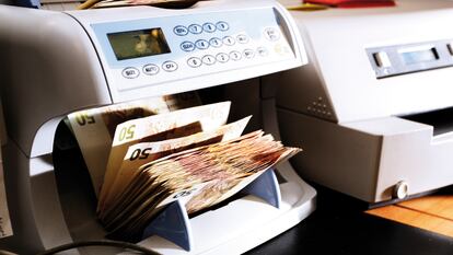 Complementos prácticos y muy útiles para contabilizar el dinero en negocios. .GETTY IMAGES.