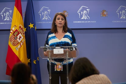 La vicesecretaria general del PSOE y portavoz en el Congreso, Adriana Lastra, este martes, en rueda de prensa.