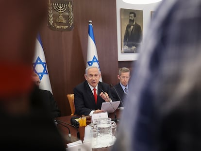 Benjamín Netanyahu presidía la reunión semanal del consejo de ministros, el pasado domingo en Jerusalén.