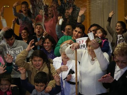 La celebracion en Armunia (Le&oacute;n) entre el asilo y la barriada. 