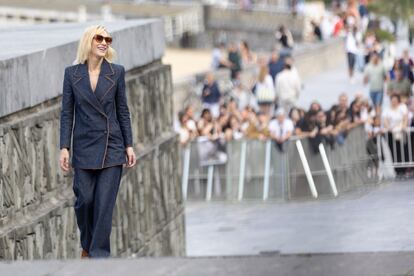  La actriz Cate Blanchett posa a si llegada al Festival de Cine de San Sebastián, este sábado. 
