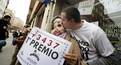 El due&ntilde;o de la administraci&oacute;n de A Coru&ntilde;a donde toc&oacute; el Gordo de 2014.