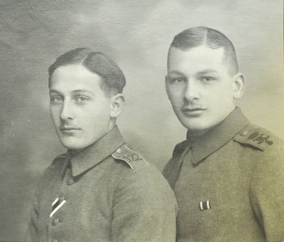 Os irmãos Fritz e Richard Scholl.