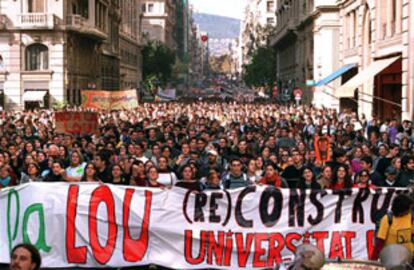 Manifestación en contra de la LOU.