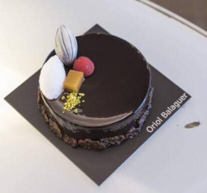 Uno de los pastelitos de Oriol Balaguer.