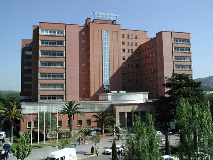 Façana de l'hospital Josep Trueta de Girona.