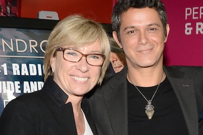 Rosa Lagarrigue con Alejandro Sanz en Los Ángeles, en 2013.