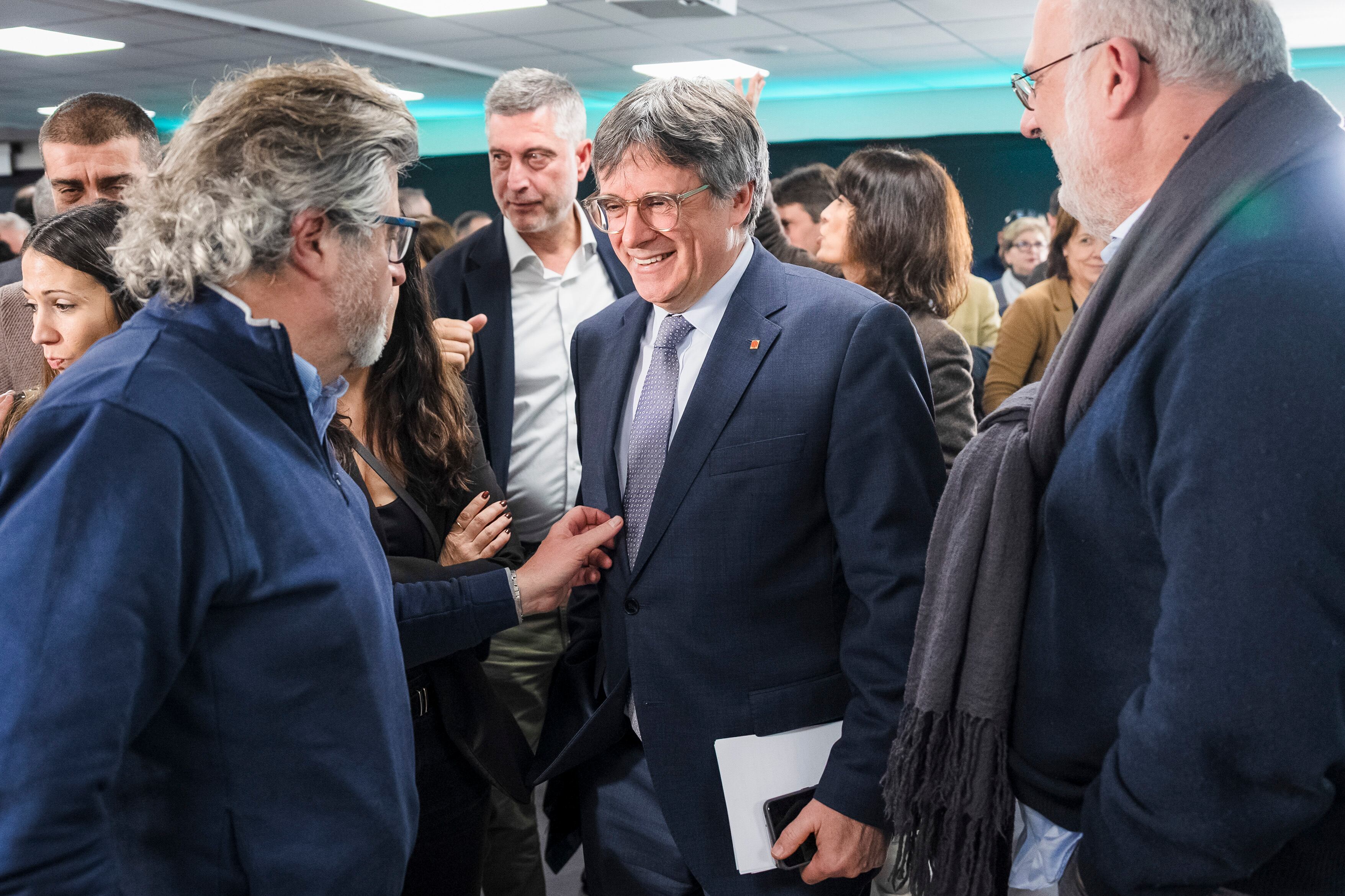 Don't let Puigdemont come back!