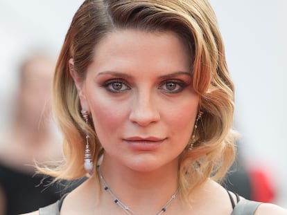 Mischa Barton participa do Festival de Cannes em 2017.