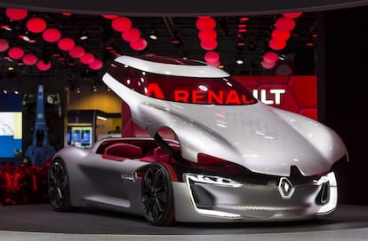 El nuevo Renault Trezor es expuesto en el Salón del Automóvil de París, en París (Francia), hoy, 29 de septiembre de 2016.