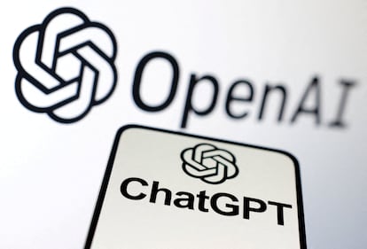 Logos de OpenAI y ChatGPT.