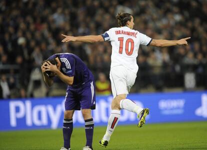Ibrahimovic celebra un gol.