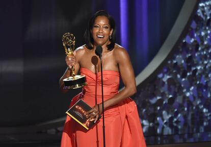 Regina King, mejor actriz de reparto en una miniserie o película por 'American Crime'.