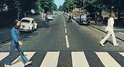 La portada de Abbey Road, de los Beatles, según 6 Feet Covers