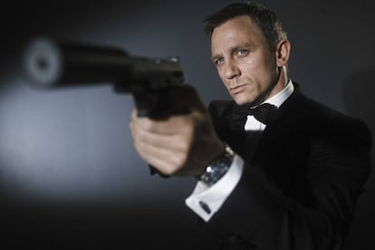 Para próximas entregas cinematográficas, la idea de Sony Pictures es que Bond 25 y Bond 26, se rueden al mismo tiempo y sean el puente para una nueva etapa. El acuerdo está sin cerrar. Le ofrecen 150 millones de dólares por dos películas más. Si acepta, será el intérprete mejor pagado del mundo.