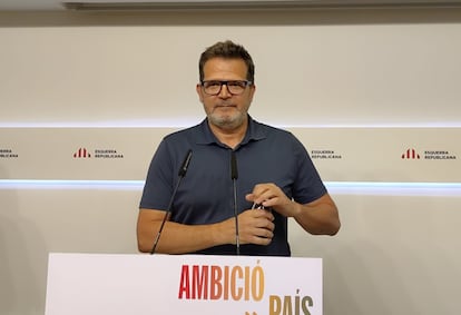 El portavoz adjunto de ERC, Isaac Albert, este lunes en rueda de prensa.