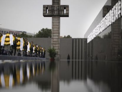 Ceremonia en recuerdo del 75&ordm; aniversario de la masacre de Nanjing (China), el pasado d&iacute;a 13.  