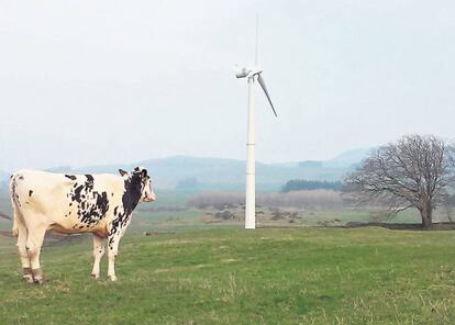 El aerogenerador desarrollado por Norvento para autoconsumo de industrias, centros comerciales, puertos o explotaciones agropecuarias.