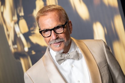 Kevin Costner en la alfombra roja de los Governors Awards, el 17 de noviembre de 2024, en Los ?ngeles.