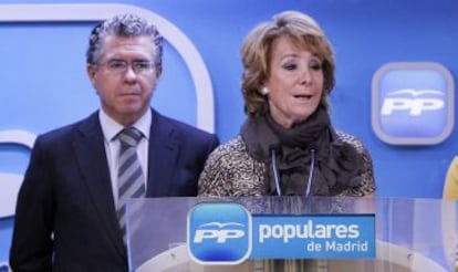 Francisco Granados with Esperanza Aguirre when both were working together.