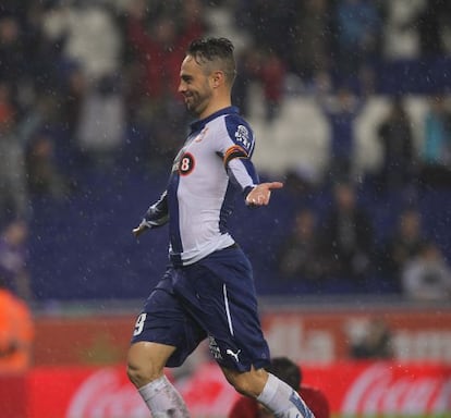 Sergio Garc&iacute;a celebra el gol contra el Levante. 