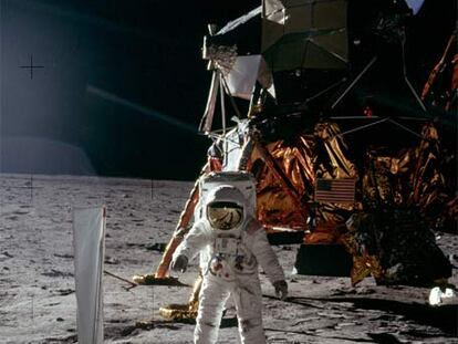 Buzz Aldrin, el 20 de julio de 1969, caminando por la Luna.