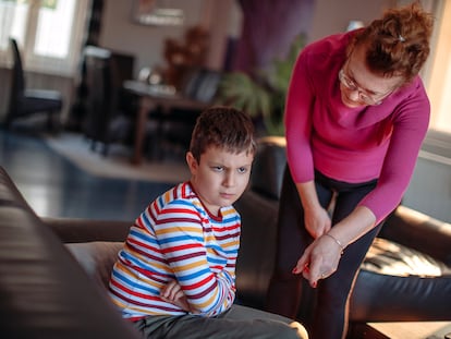 “¡Te lo dije!”. Muchas veces se te escapará esta constatación de que tú tenías razón al avisar a tu hijo y que él estaría mejor si te hiciera caso a la primera.
