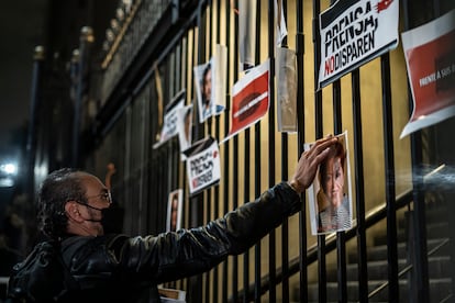 Periodistas protestan contra la violencia a los periodistas, en Ciudad de México, el 14 de febrero de 2022.