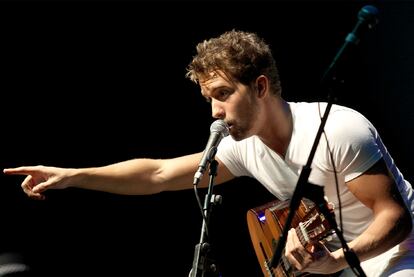 Pablo Alborán, durante un concierto en el teatro Echegaray.