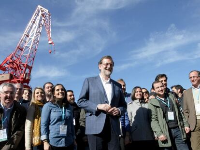 Mariano Rajoy asiste a un congreso de Nuevas Generaciones del PP el pasado febrero en Bilbao.