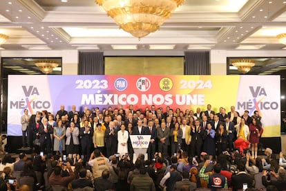 dirigente del PAN, Marko Cortés, habla durante una conferencia de la alianza Va Por México, en Ciudad de México, este jueves.