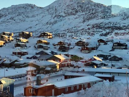 Casas de la ciudad de Nuuk, capital de Groenlandia. 