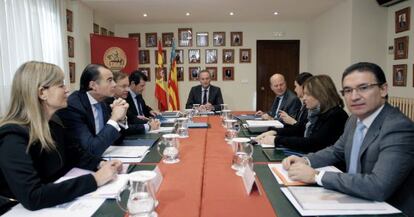 Alberto Fabra preside el pleno del Consell, celebrado este viernes en la Fundaci&oacute;n Premios Jaime I.